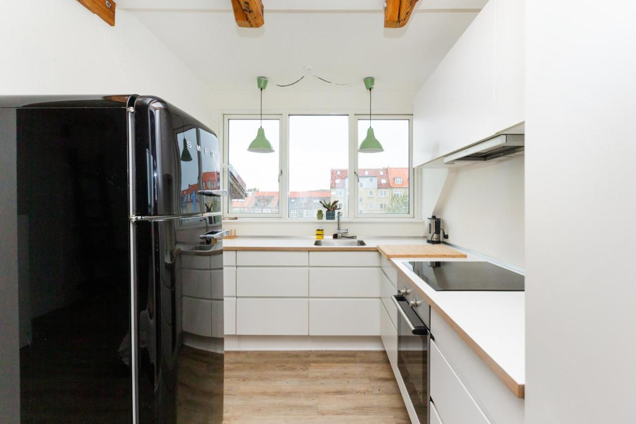 Come Stay In Penthouse With Room For 2-People Орхус Екстер'єр фото